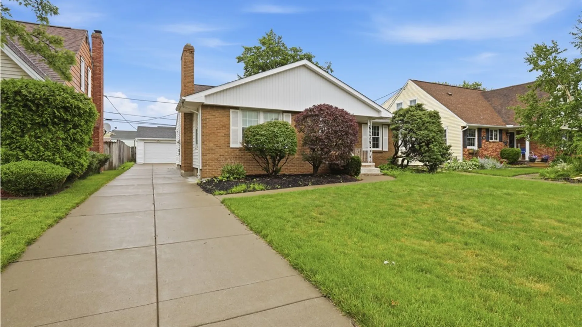 Property at 137 Cornwall Ave, Tonawanda, NY 14150 2