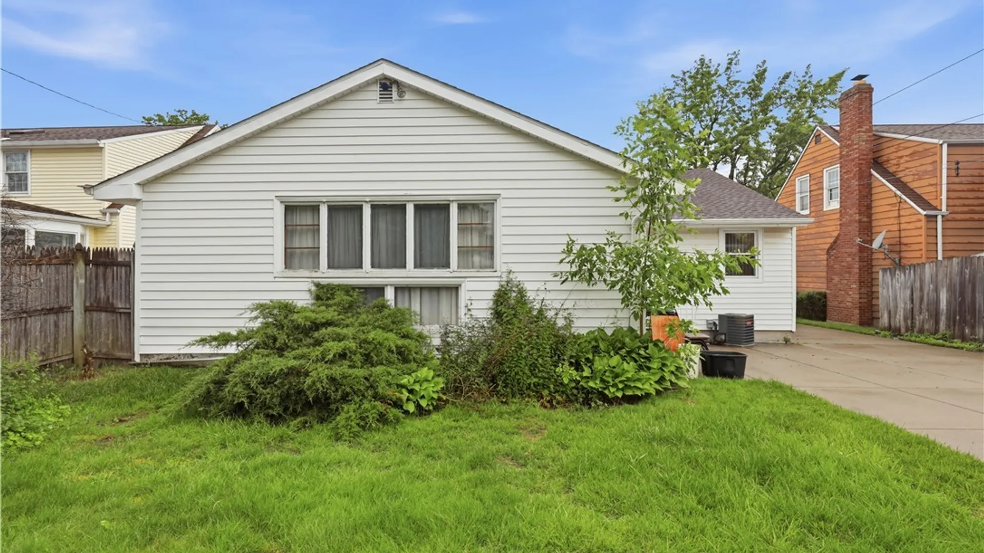 Property at 137 Cornwall Ave, Tonawanda, NY 14150 26