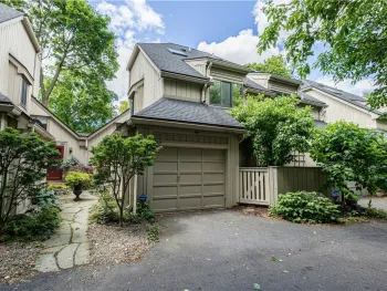 957 East Avenue, Rochester, NY 14607