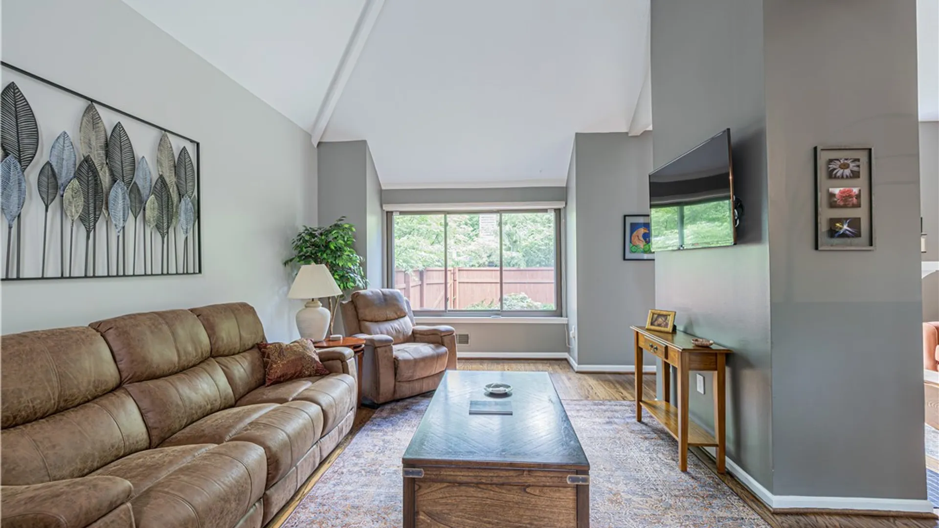 Property at 957 East Avenue, Rochester, NY 14607 6