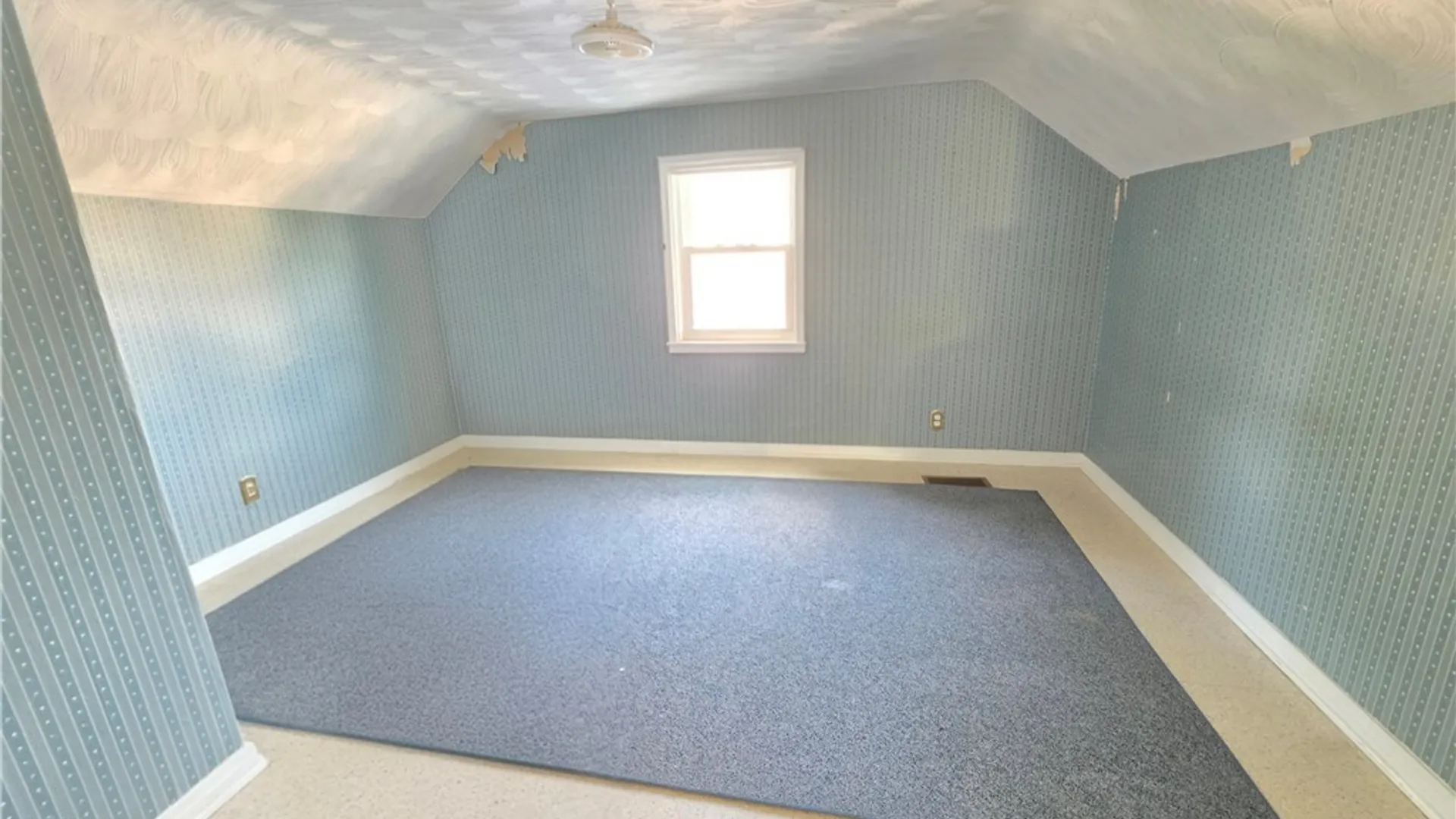 Property at 2939 Niagara Avenue, Niagara Falls, NY 14305 15