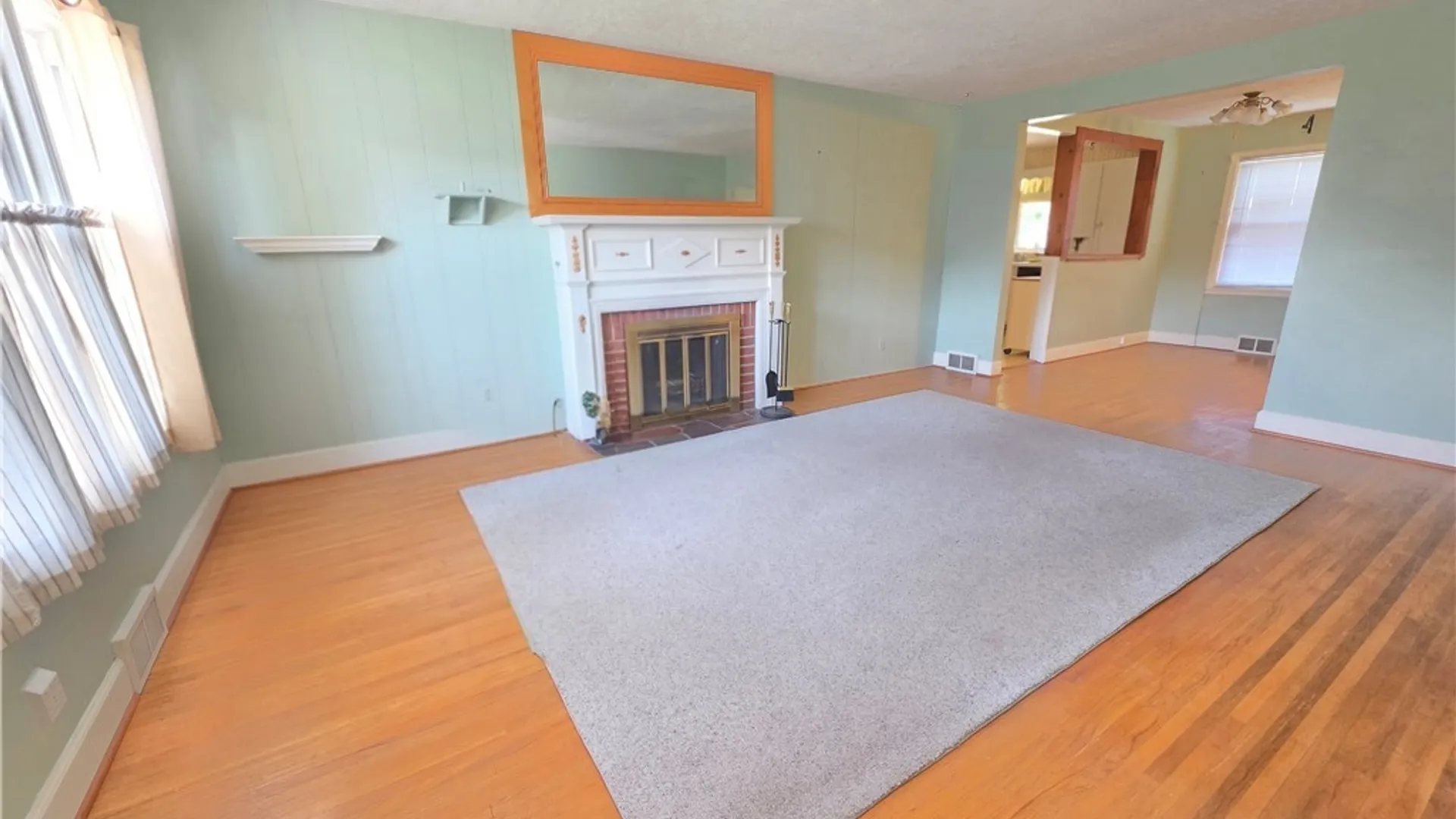 Property at 2939 Niagara Avenue, Niagara Falls, NY 14305 7
