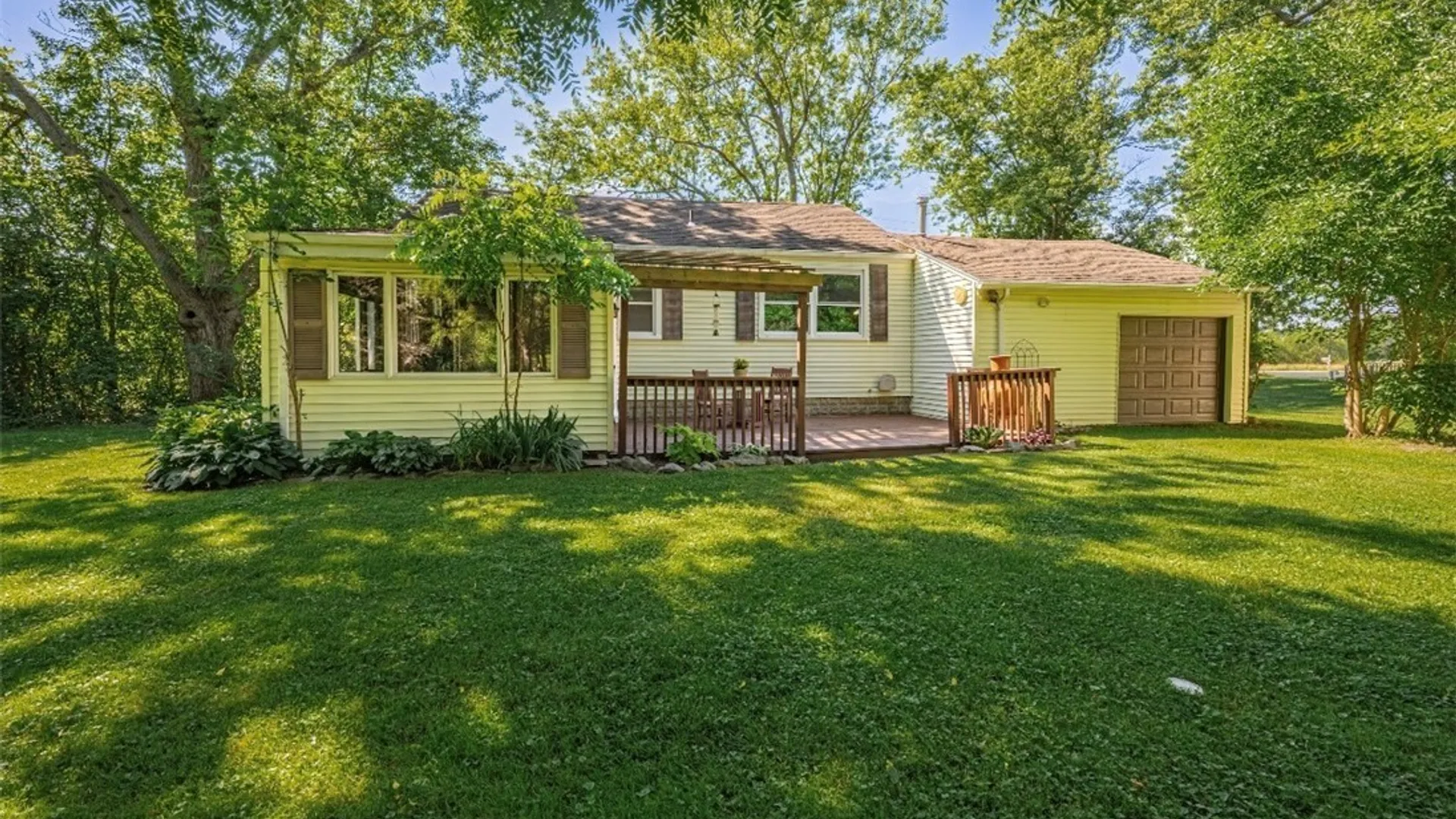 Property at 9300 Tonawanda Crk Road, Clarence, NY 14032 20