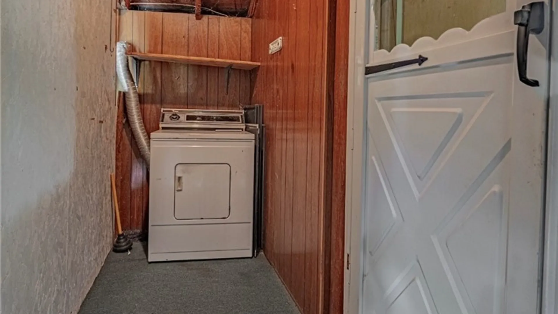 Property at 9300 Tonawanda Crk Road, Clarence, NY 14032 23