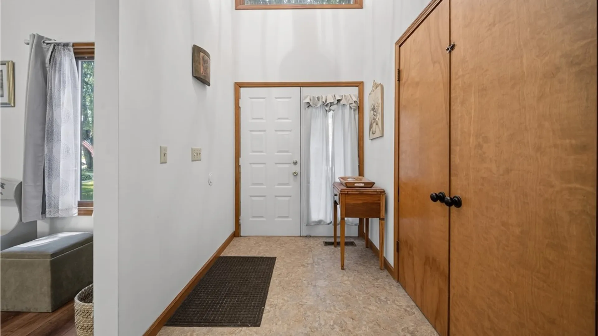 Property at 6310 Yulewood Circle, Cicero, NY 13039 7
