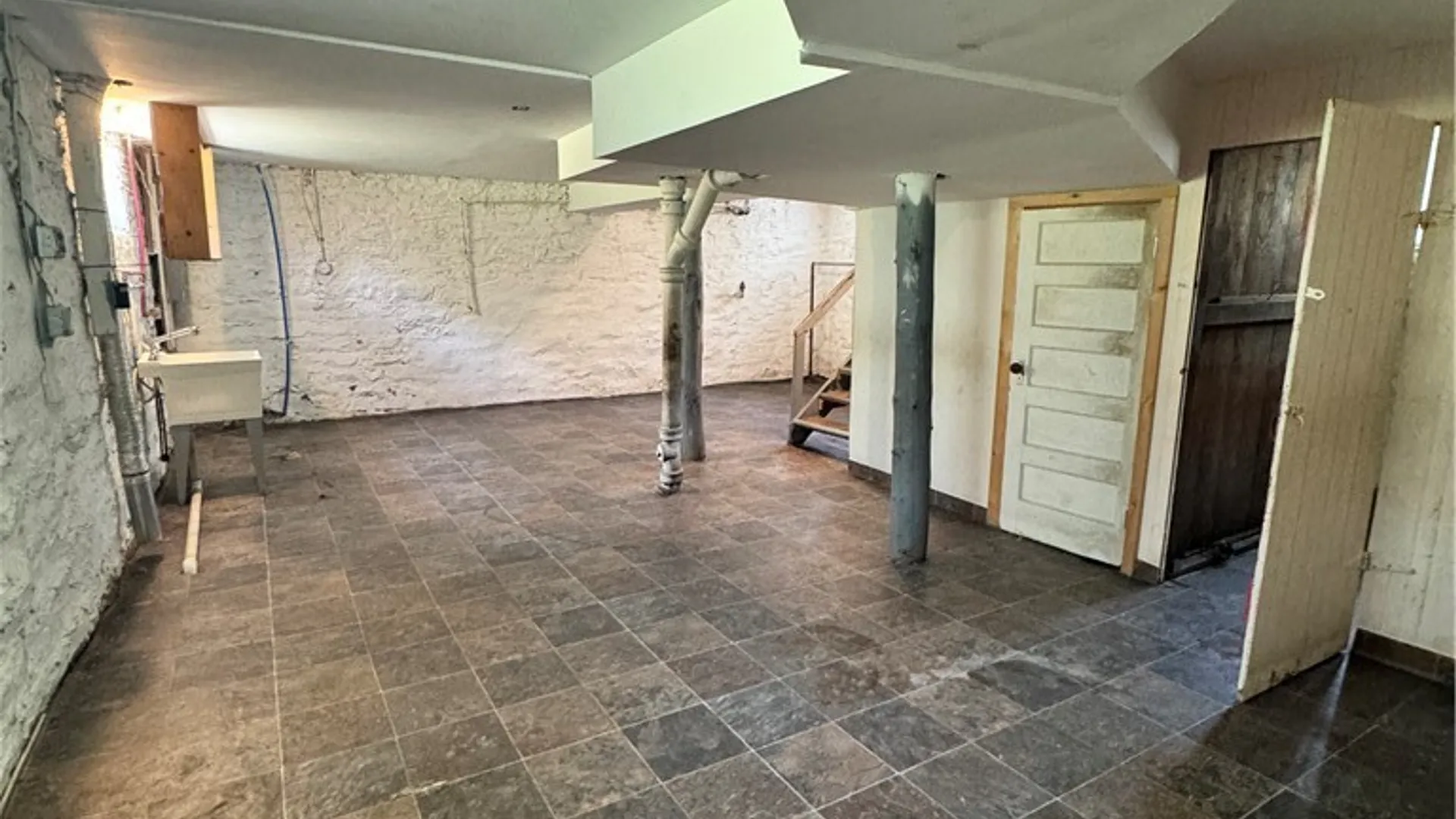 Property at 2331 Midland Avenue, Syracuse, NY 13205 18