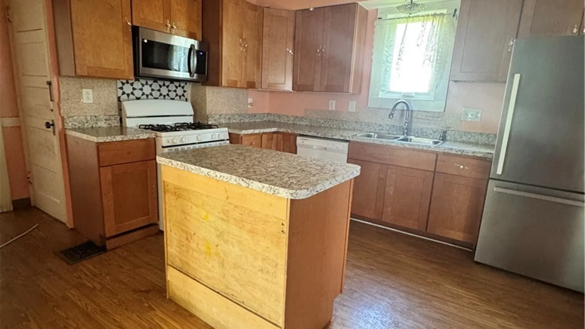 Property at 2331 Midland Avenue, Syracuse, NY 13205 7