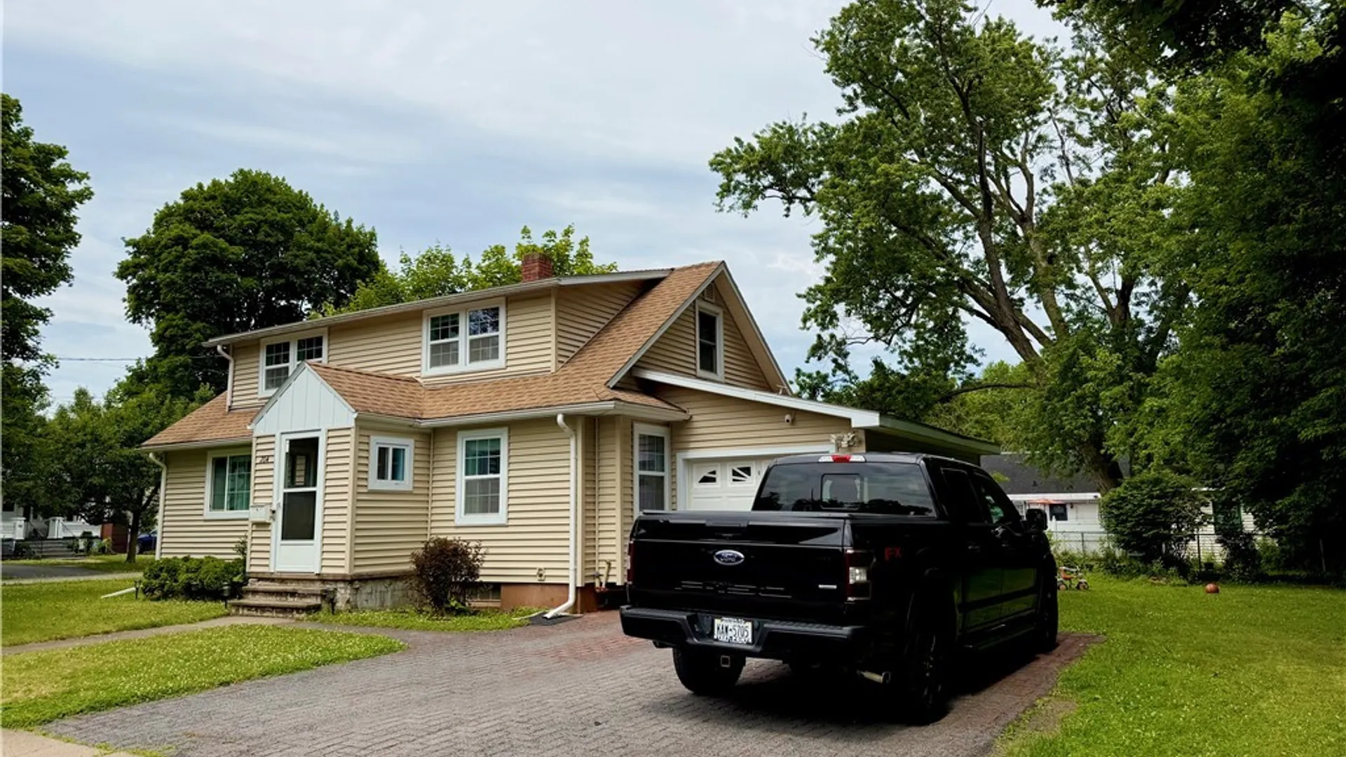 Property at 204 Melrose Place, Utica, NY 13502 43