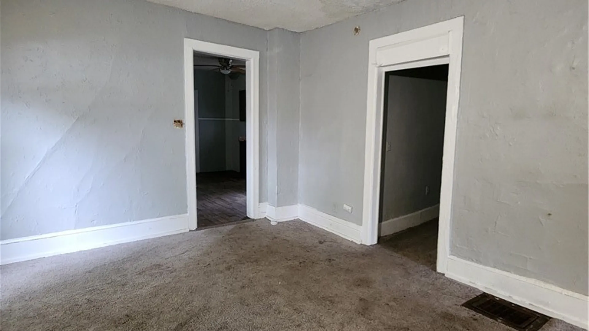 Property at 2 Hollister Street, Rochester, NY 14605 10