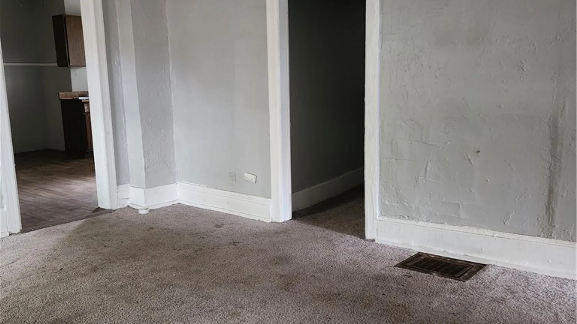 Property at 2 Hollister Street, Rochester, NY 14605 5