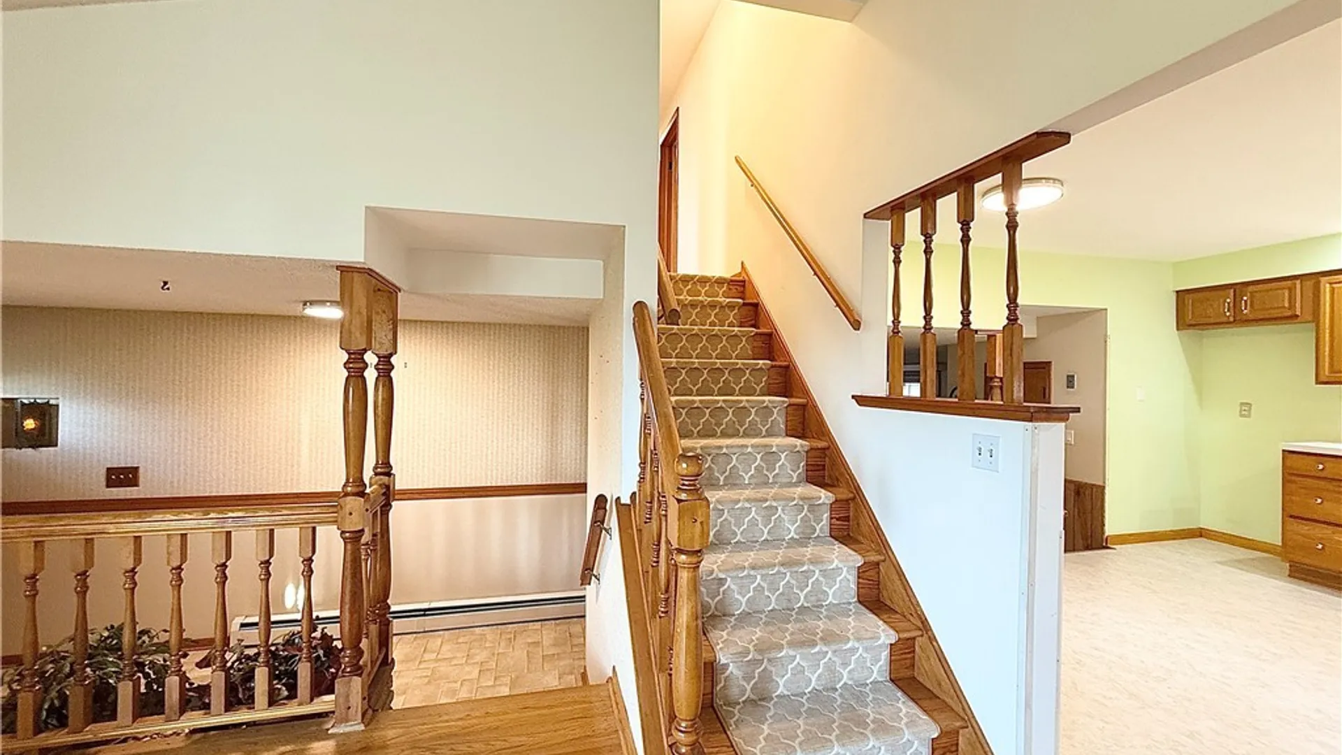 Property at 27 Mckenzie Court, Cheektowaga, NY 14227 27