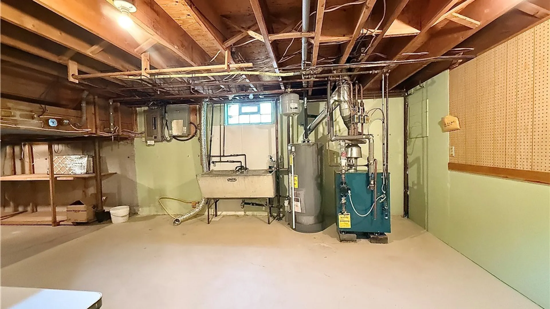Property at 27 Mckenzie Court, Cheektowaga, NY 14227 46
