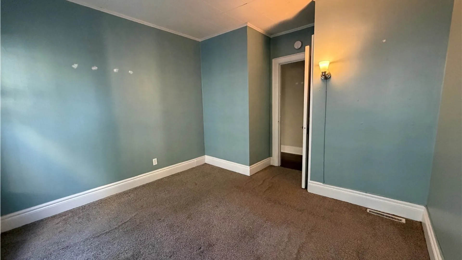 Property at 193 Norwood Avenue, Buffalo, NY 14222 8