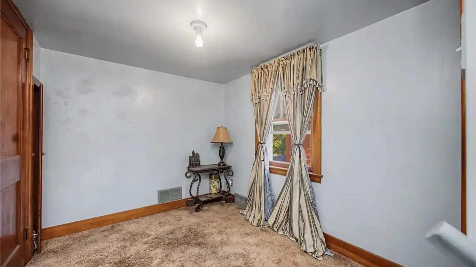 Property at 457 27th Street, Niagara Falls, NY 14303 24
