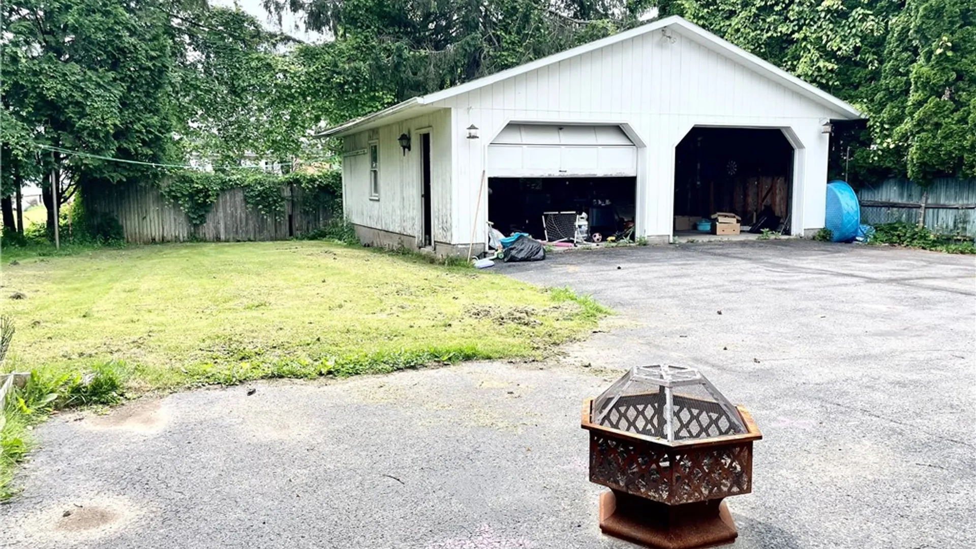 Property at 457 N Seward Avenue, Auburn, NY 13021 3