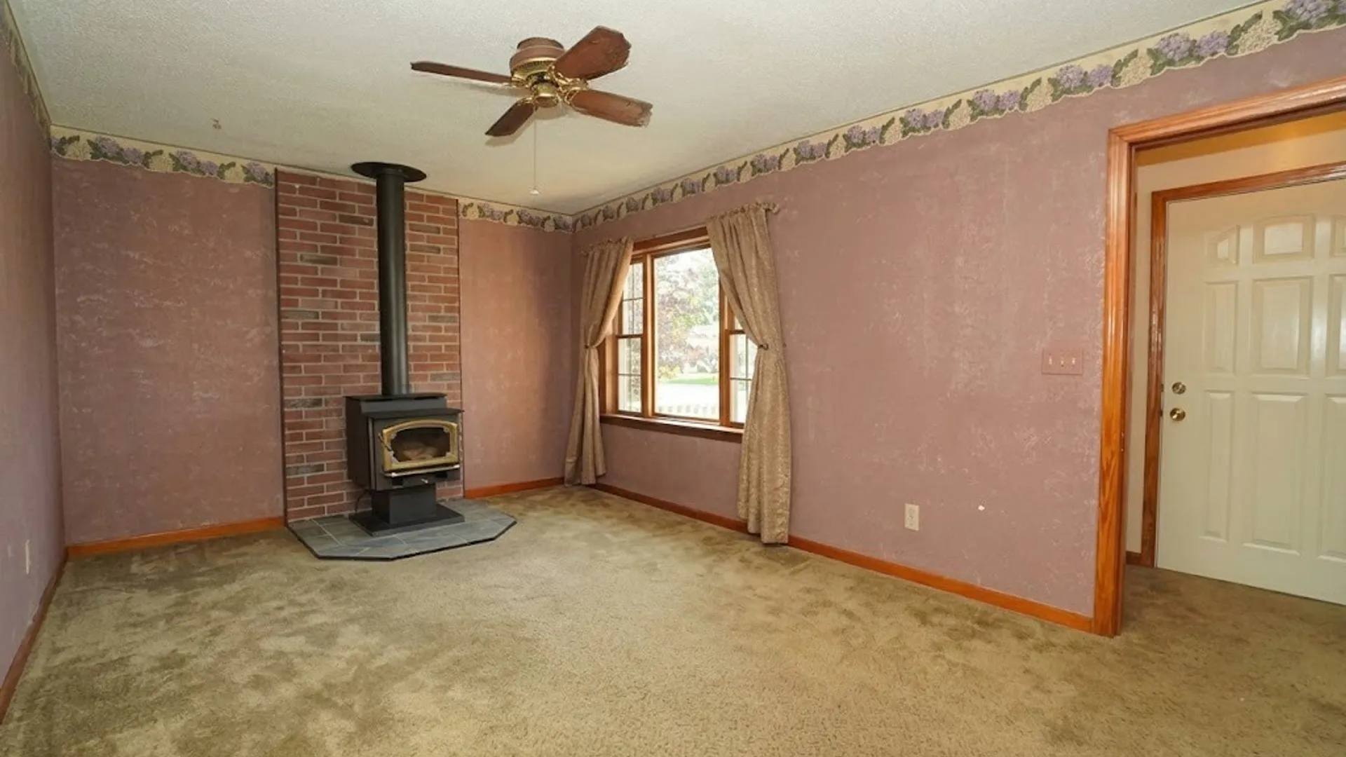 Property at 1185 Cleveland Drive, Cheektowaga, NY 14225 5