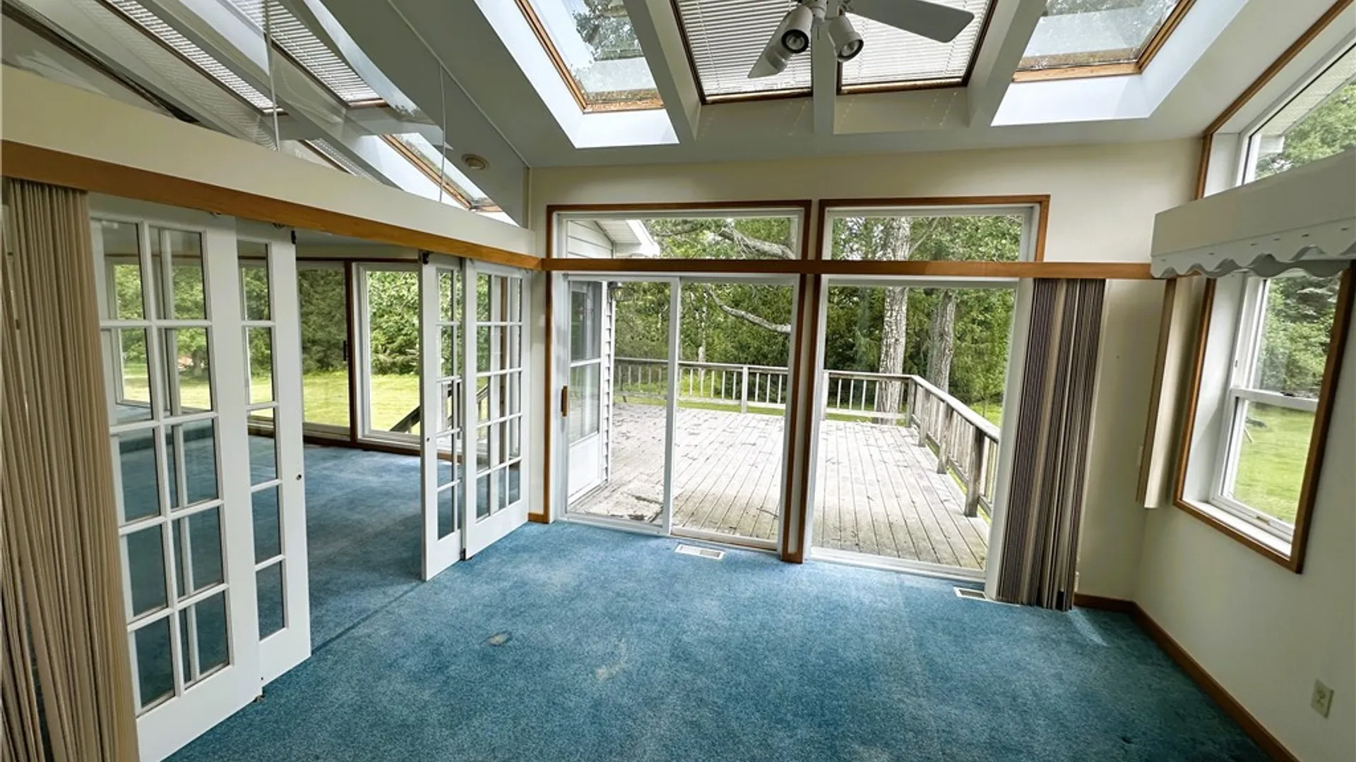 Property at 10 Westbury Court, Ellicott, NY 14701 24