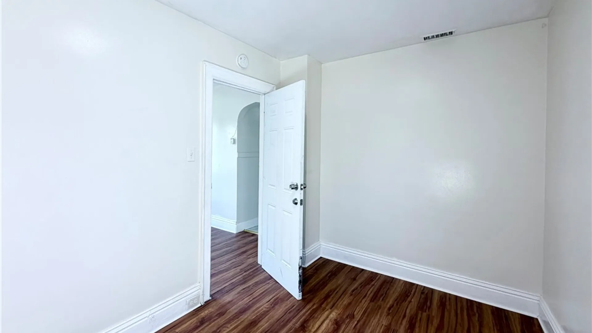 Property at 216 Schuele Avenue, Buffalo, NY 14215 32