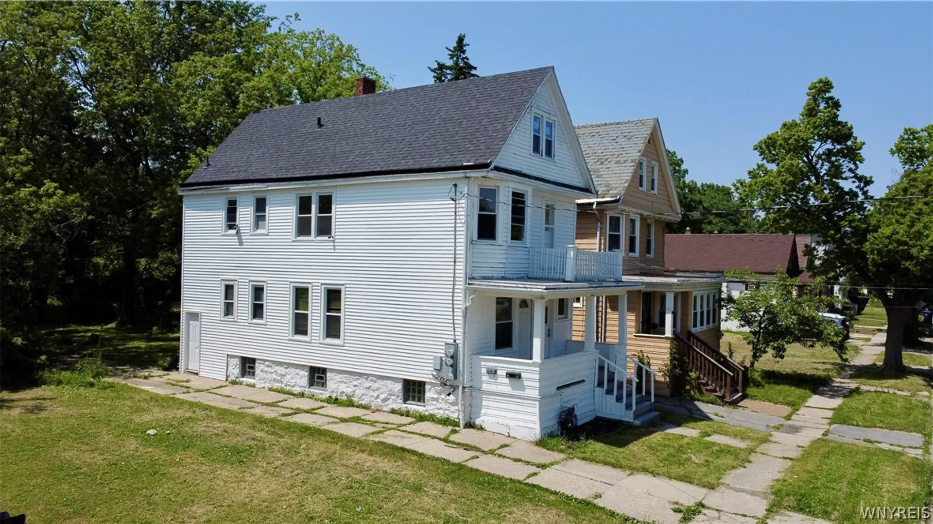 Property at 216 Schuele Avenue, Buffalo, NY 14215 4