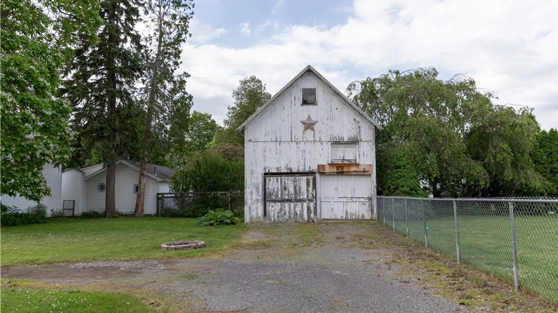 Property at 80 West Avenue, Parma, NY 14468 17
