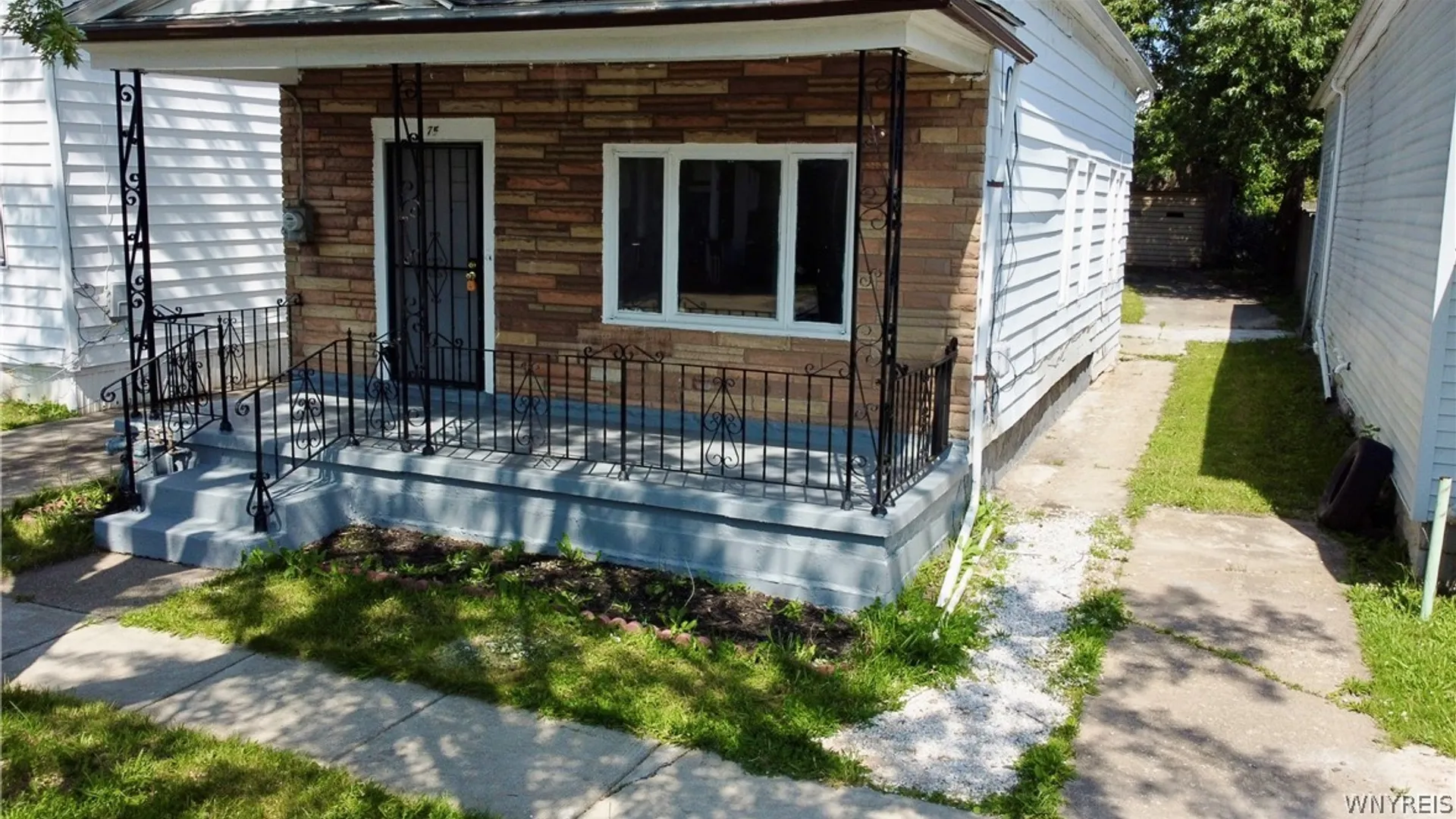 Property at 75 Edison Avenue, Buffalo, NY 14215 8