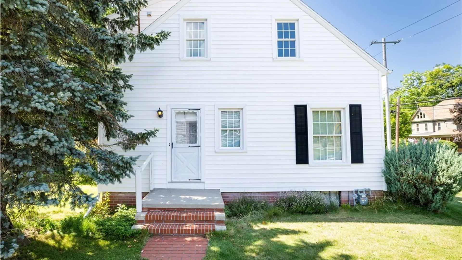 Property at 17 Lodi Street, Hanover, NY 14062 2
