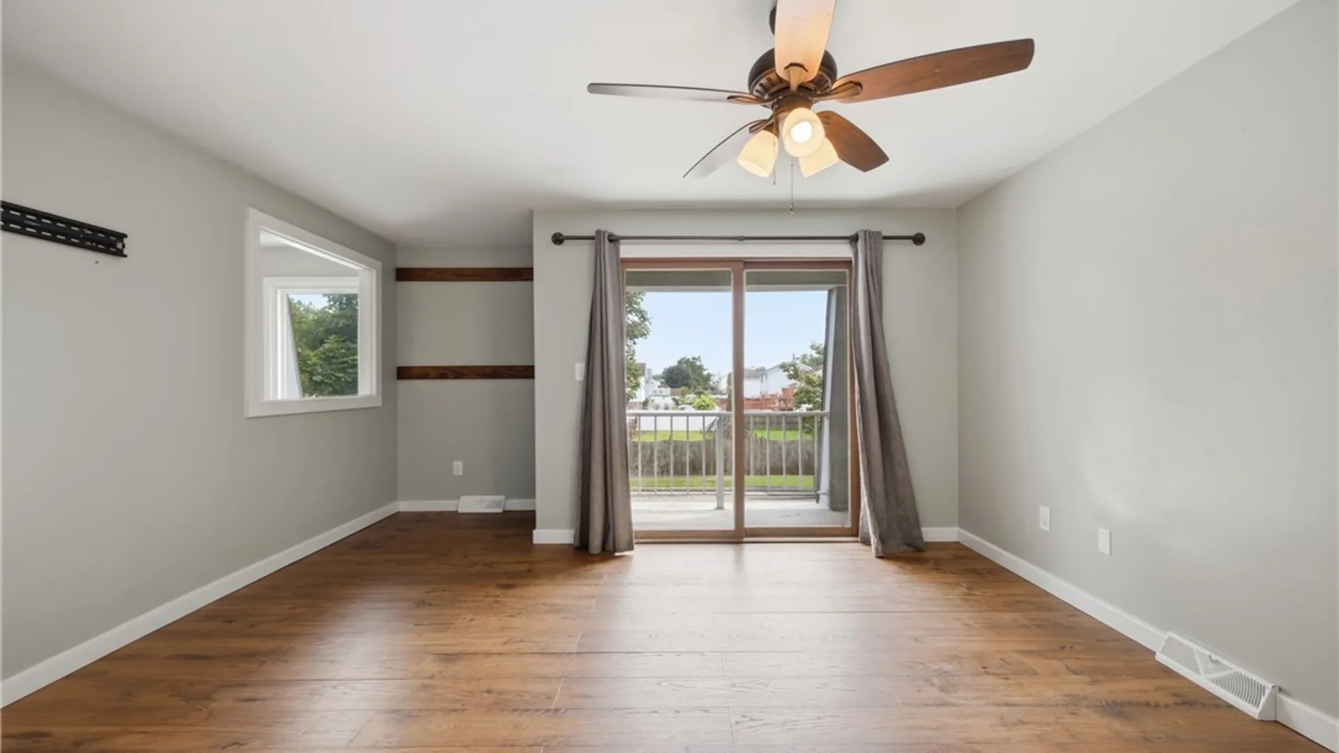 Property at 122 Rebecca Park, Buffalo, NY 14207 14