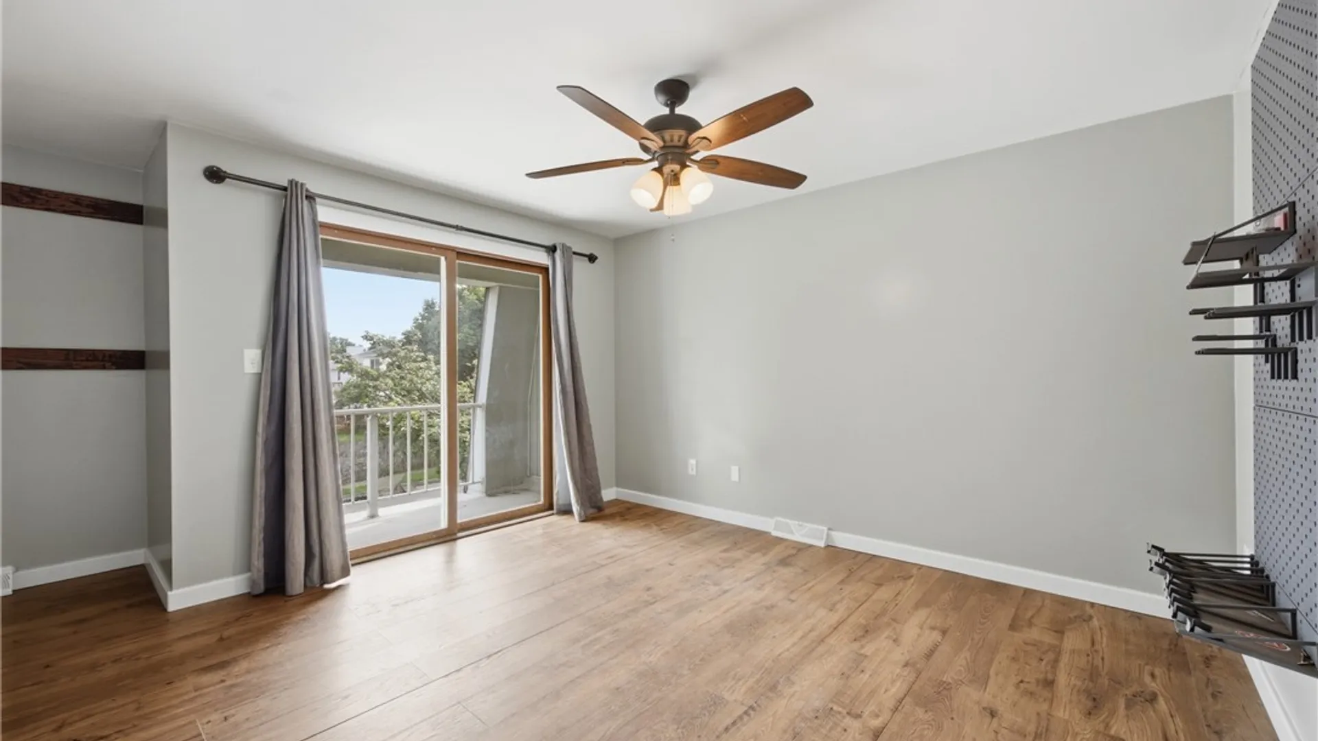 Property at 122 Rebecca Park, Buffalo, NY 14207 16
