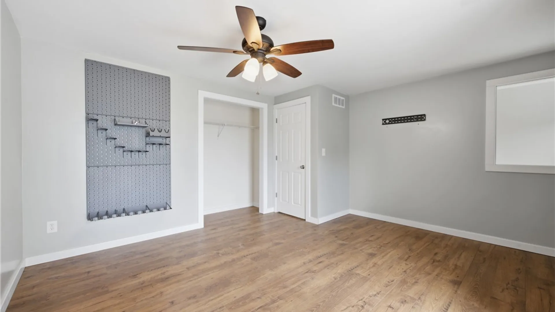 Property at 122 Rebecca Park, Buffalo, NY 14207 18