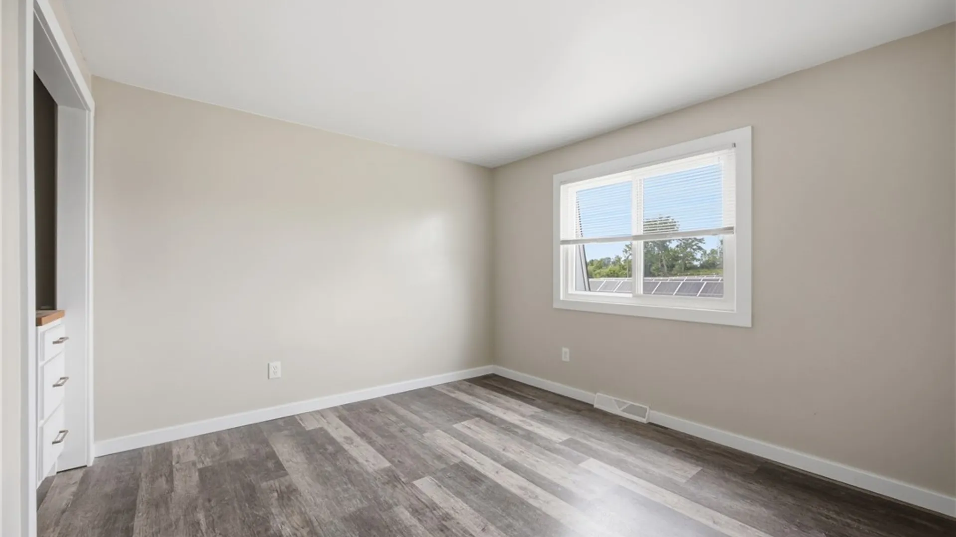 Property at 122 Rebecca Park, Buffalo, NY 14207 19