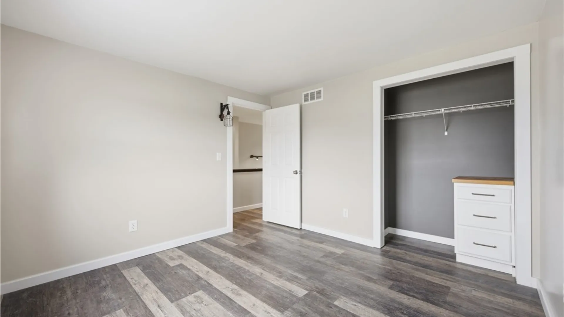 Property at 122 Rebecca Park, Buffalo, NY 14207 20