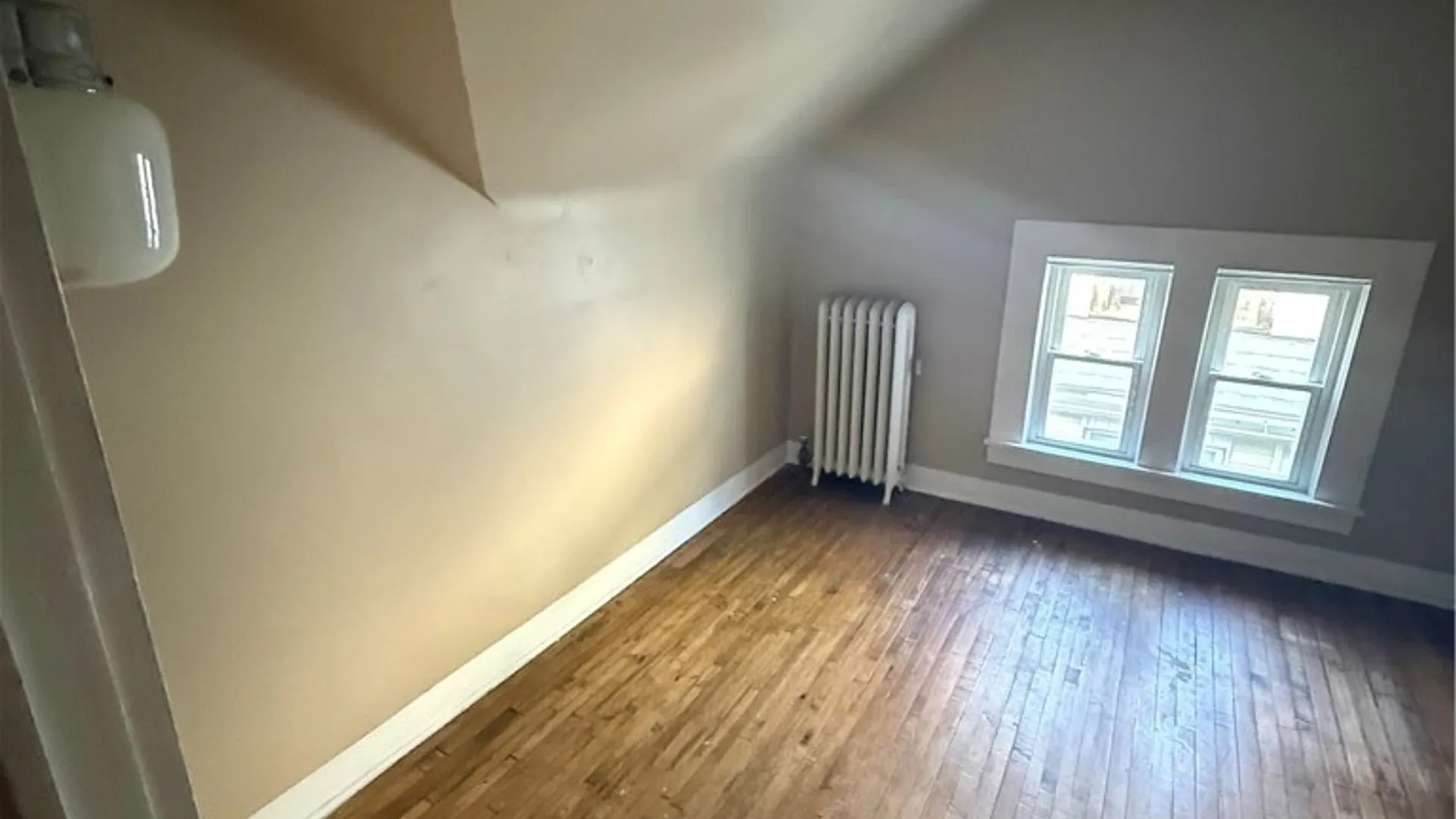 Property at 37 Inwood Place, Buffalo, NY 14209 23