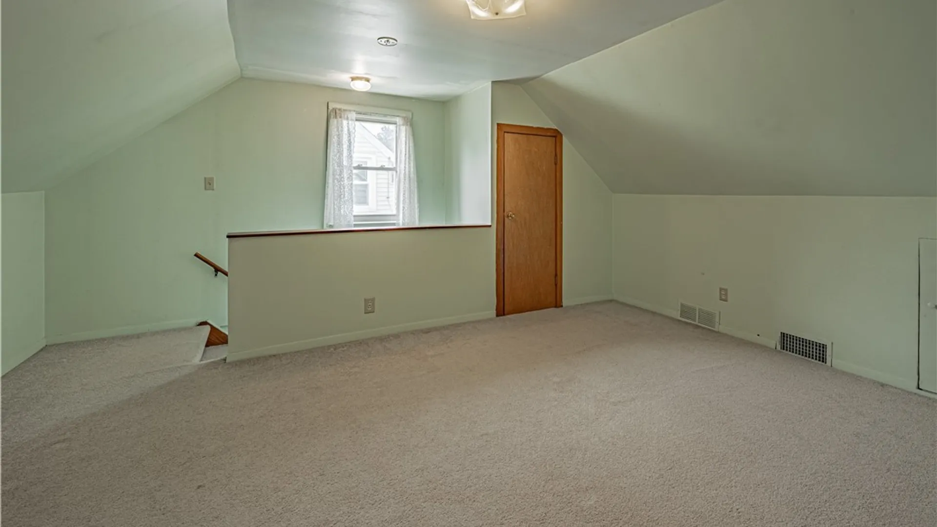 Property at 639 73rd Street, Niagara Falls, NY 14304 16