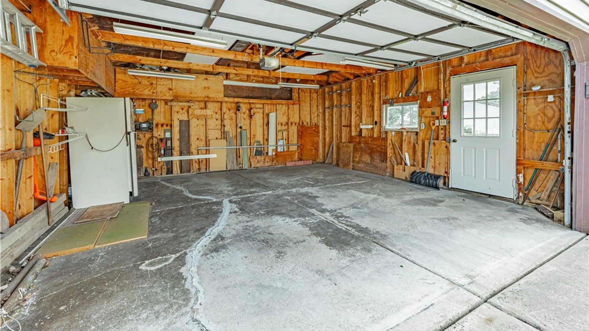 Property at 639 73rd Street, Niagara Falls, NY 14304 37