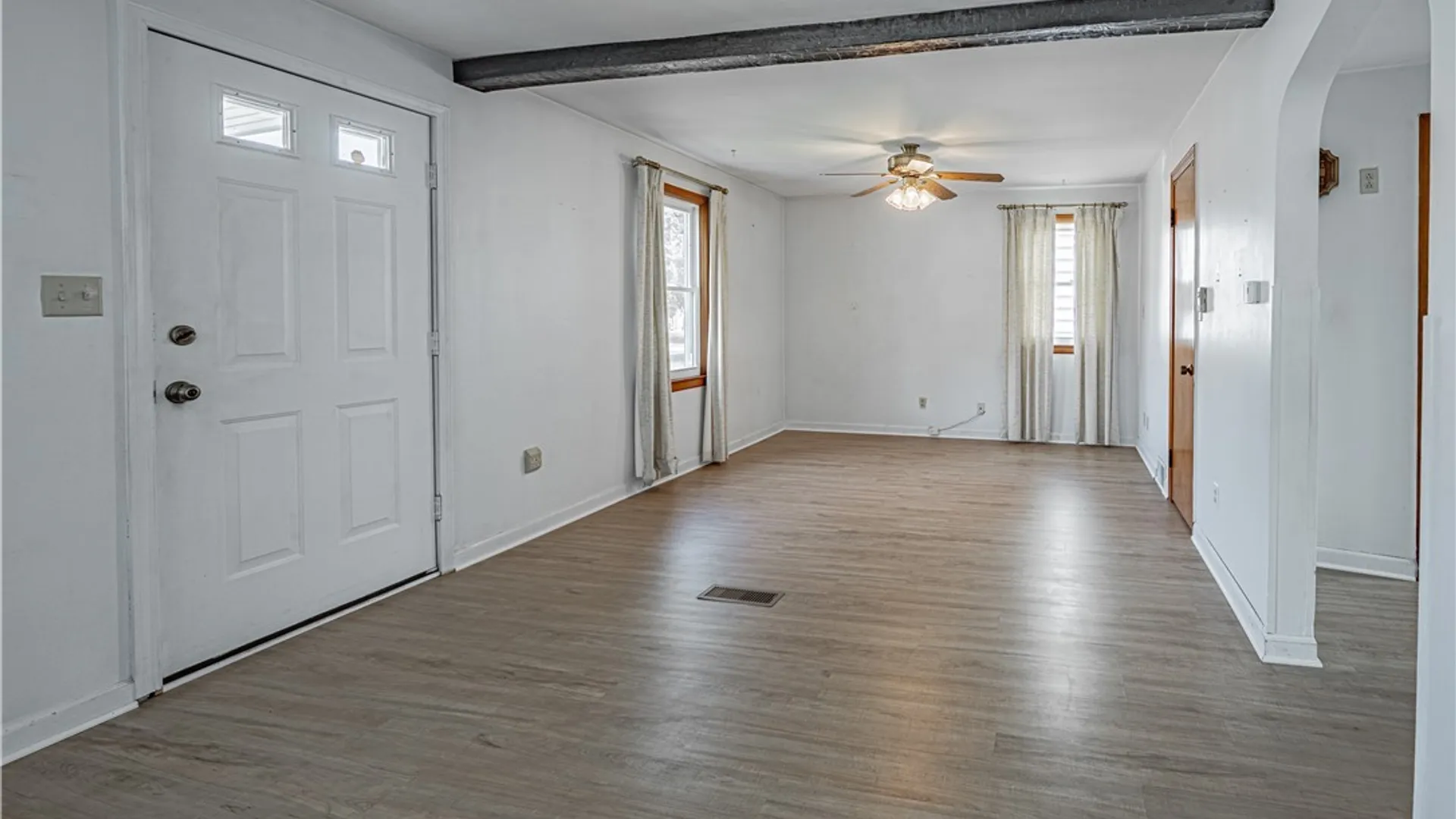 Property at 639 73rd Street, Niagara Falls, NY 14304 7