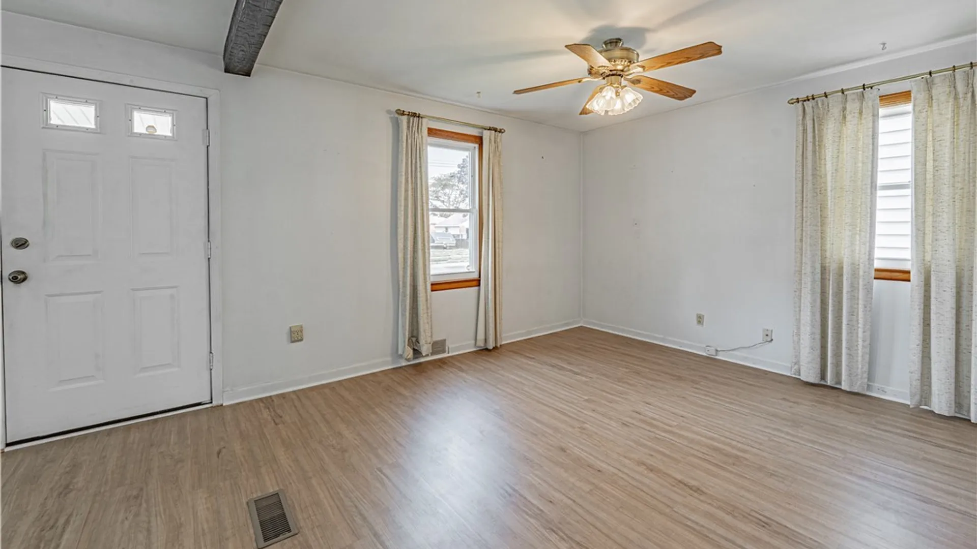 Property at 639 73rd Street, Niagara Falls, NY 14304 9