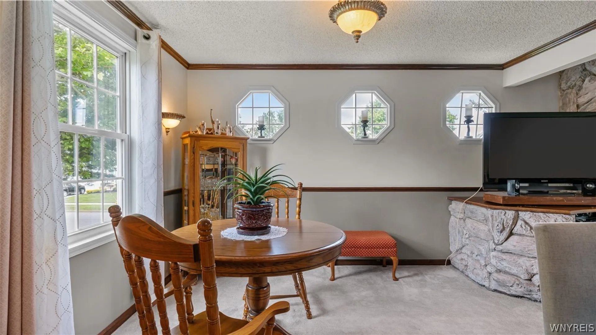 Property at 116 Roycroft Drive, West Seneca, NY 14224 10