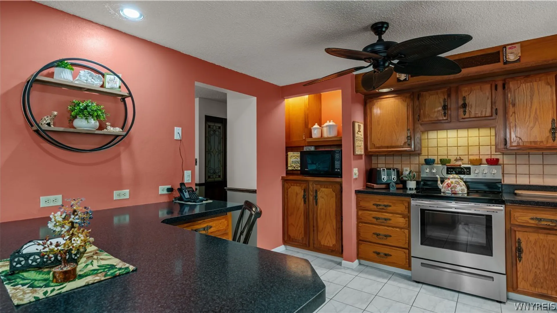 Property at 116 Roycroft Drive, West Seneca, NY 14224 5