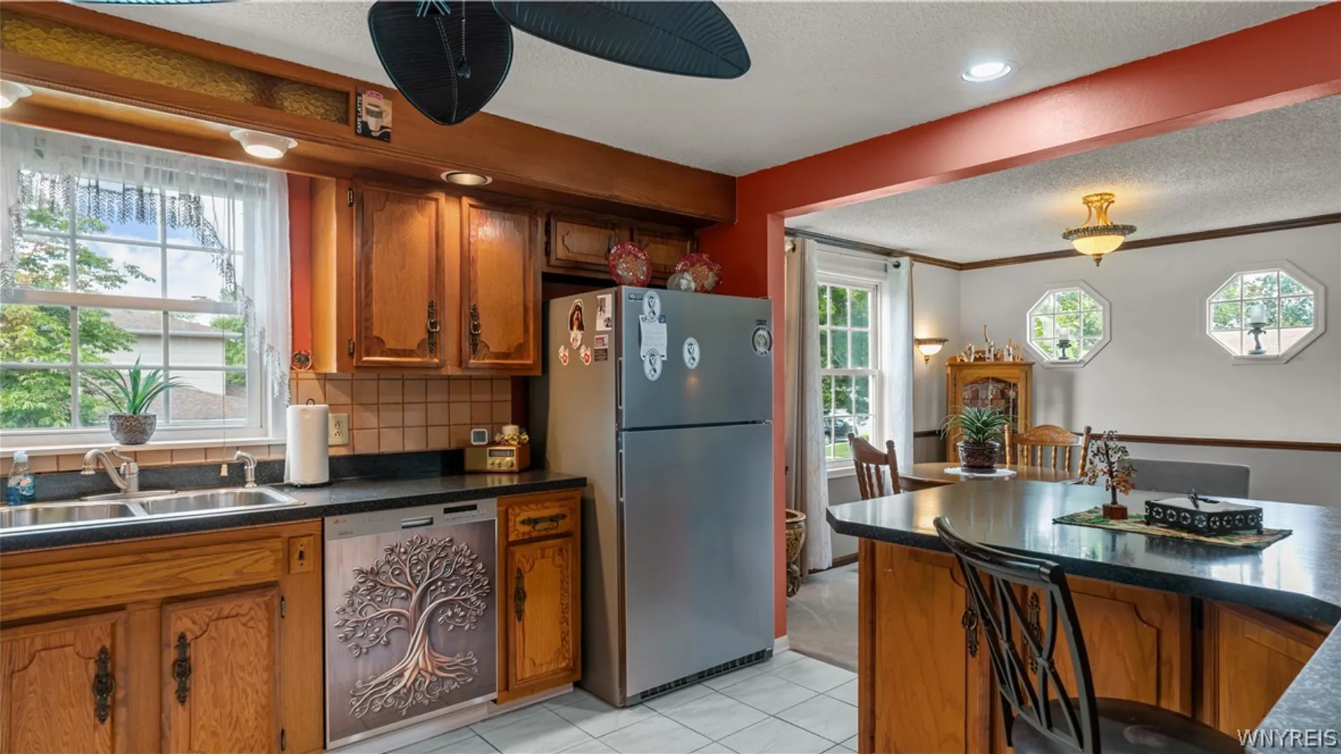 Property at 116 Roycroft Drive, West Seneca, NY 14224 6