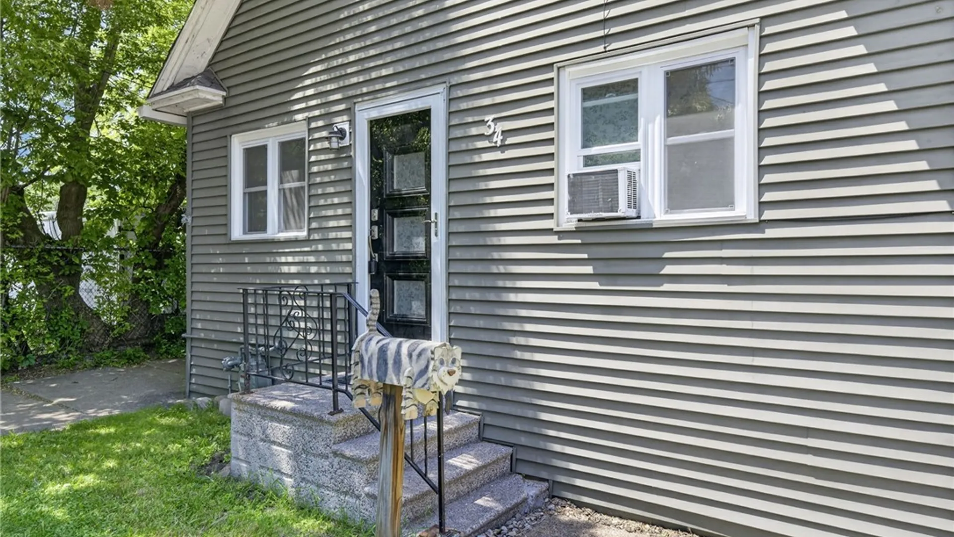Property at 34 Loretta Street, Tonawanda, NY 14150 36