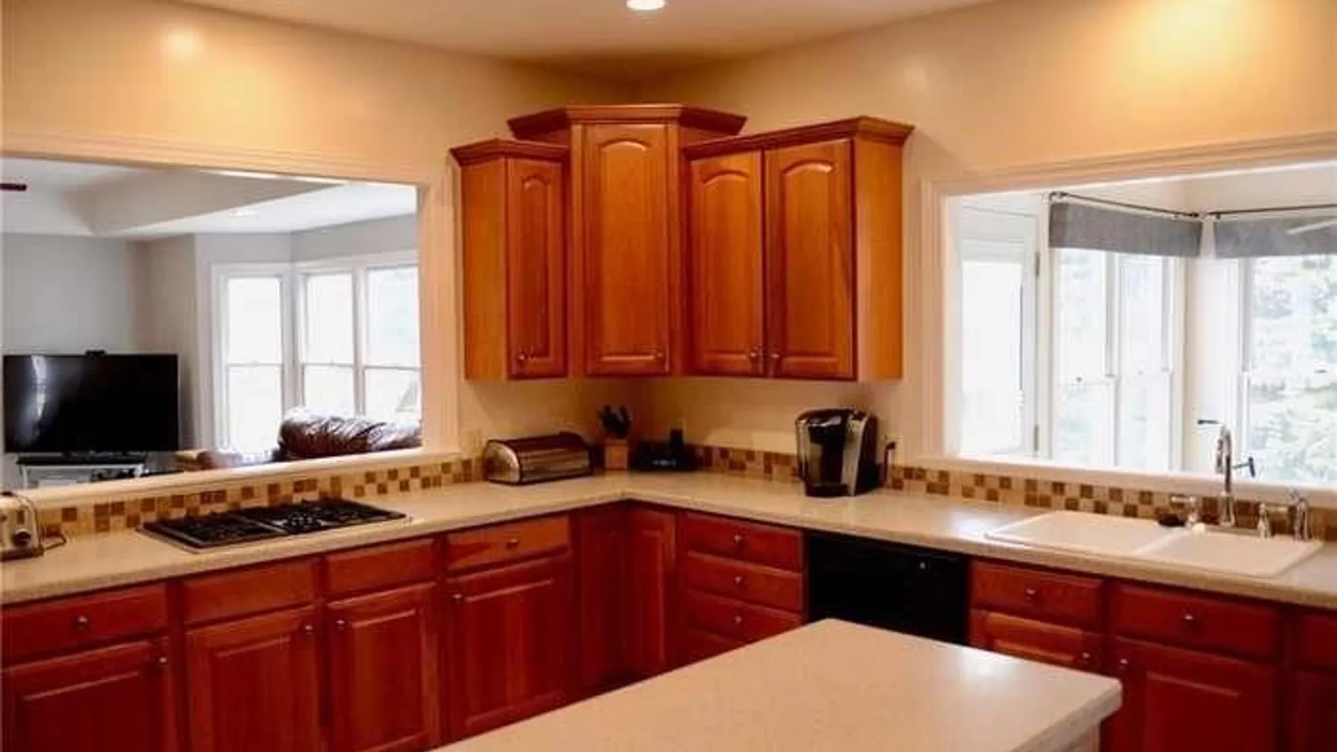 Property at 8350 Manchester Park Drive, Clarence, NY 14051 10