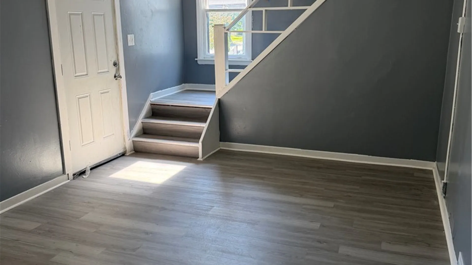 Property at 211 Shirley Avenue, Buffalo, NY 14215 3