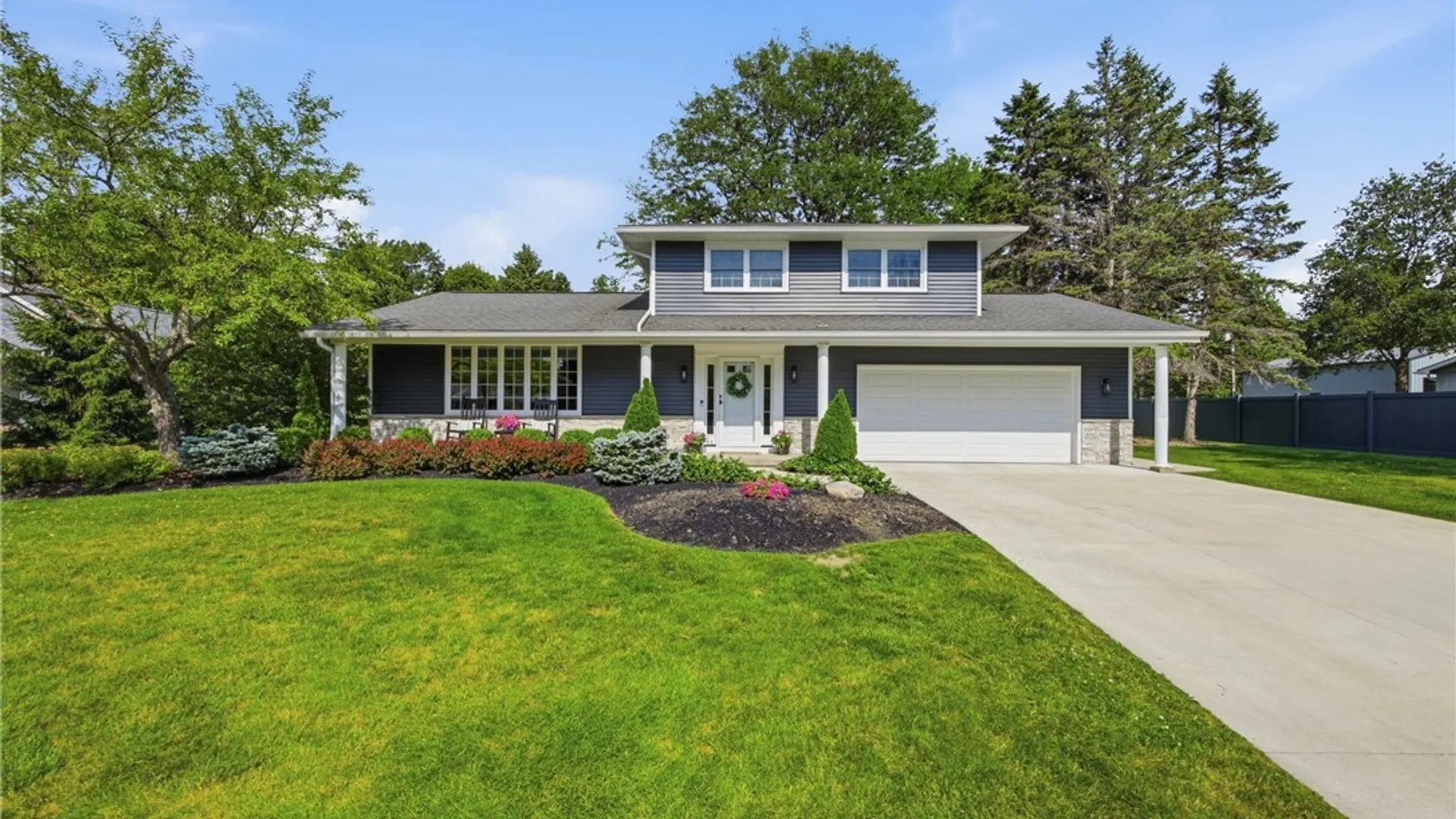 Property at 11 Rolling Hills Drive, Orchard Park, NY 14127 2