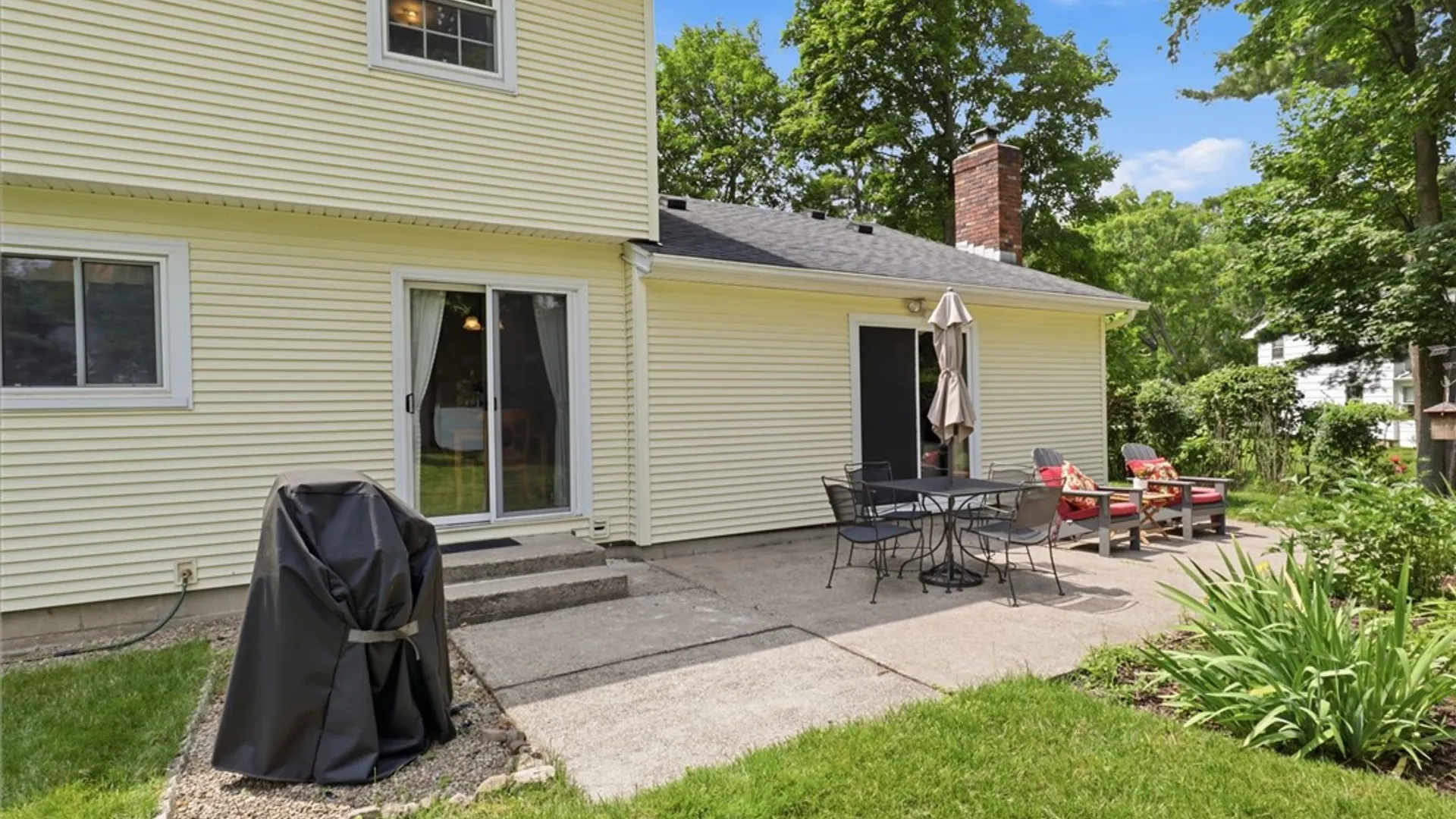 Property at 104 Willowbend Dr, Penfield, NY 14526 30