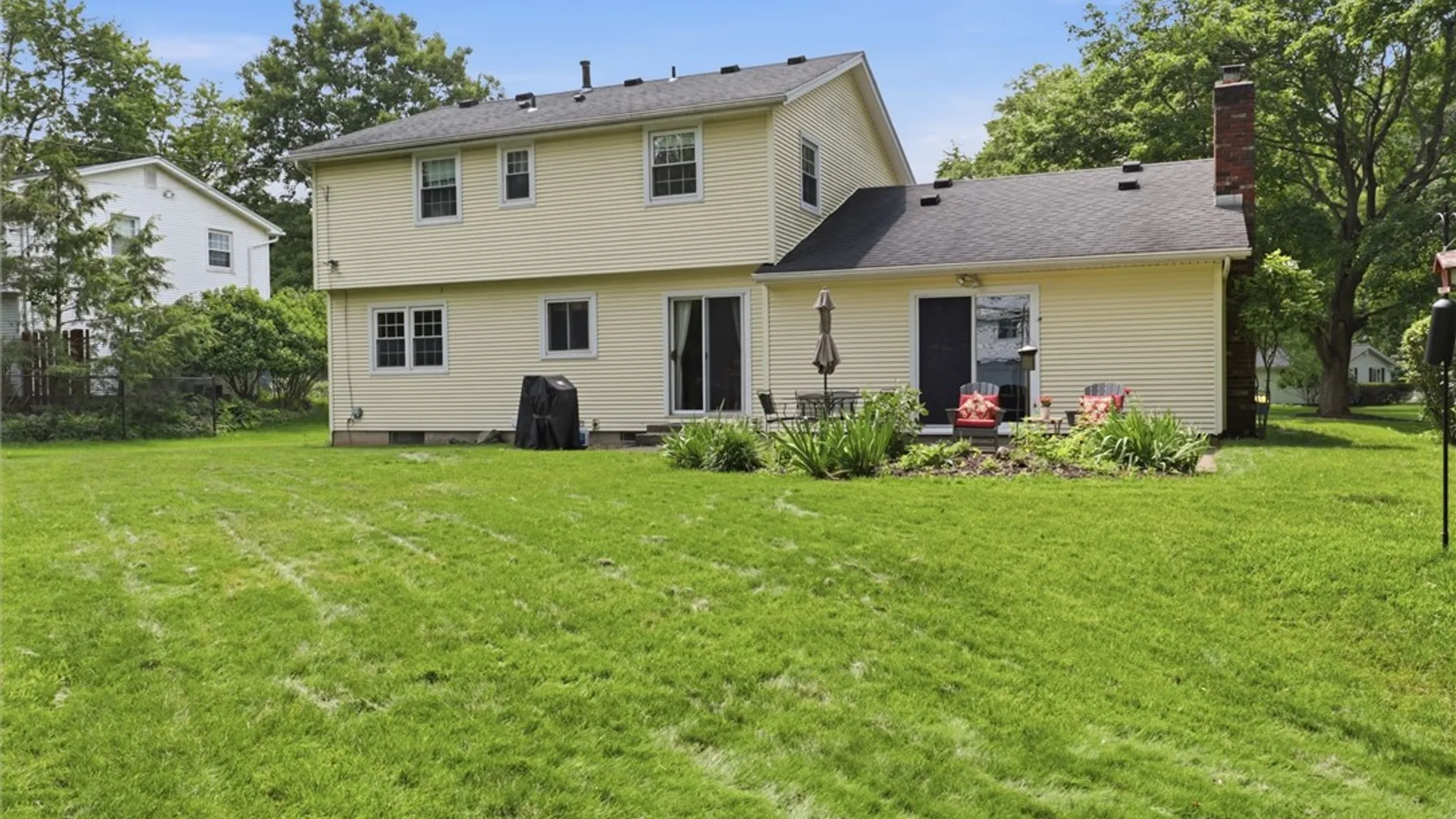 Property at 104 Willowbend Dr, Penfield, NY 14526 31