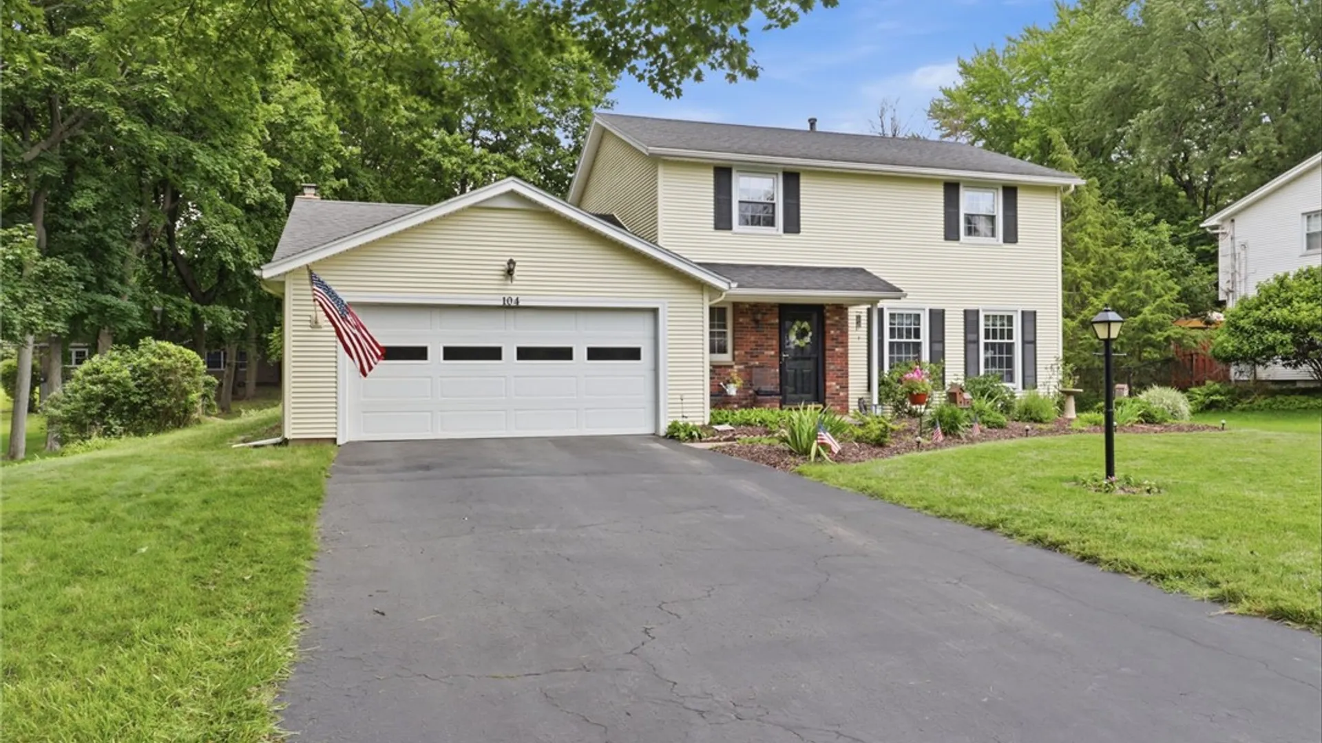 Property at 104 Willowbend Dr, Penfield, NY 14526 36