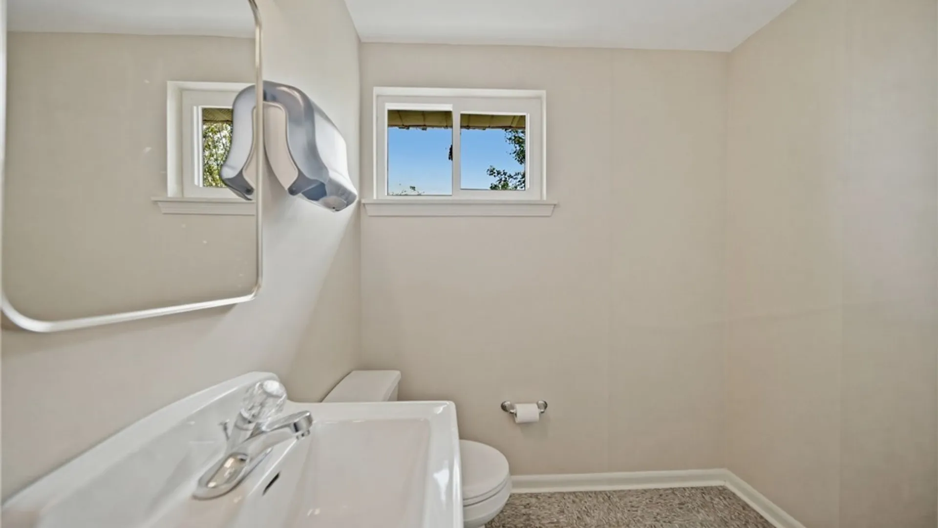 Property at 2533 Sheridan Drive, Tonawanda, NY 14150 32