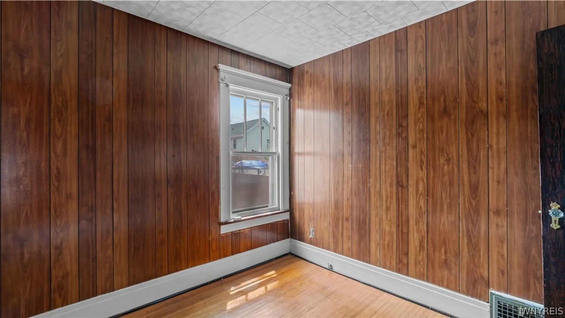 Property at 247 Rounds Avenue, Buffalo, NY 14215 20
