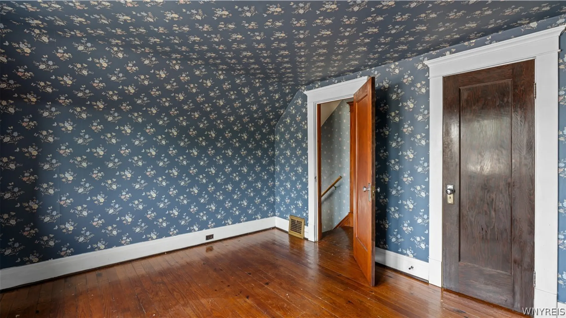 Property at 247 Rounds Avenue, Buffalo, NY 14215 22