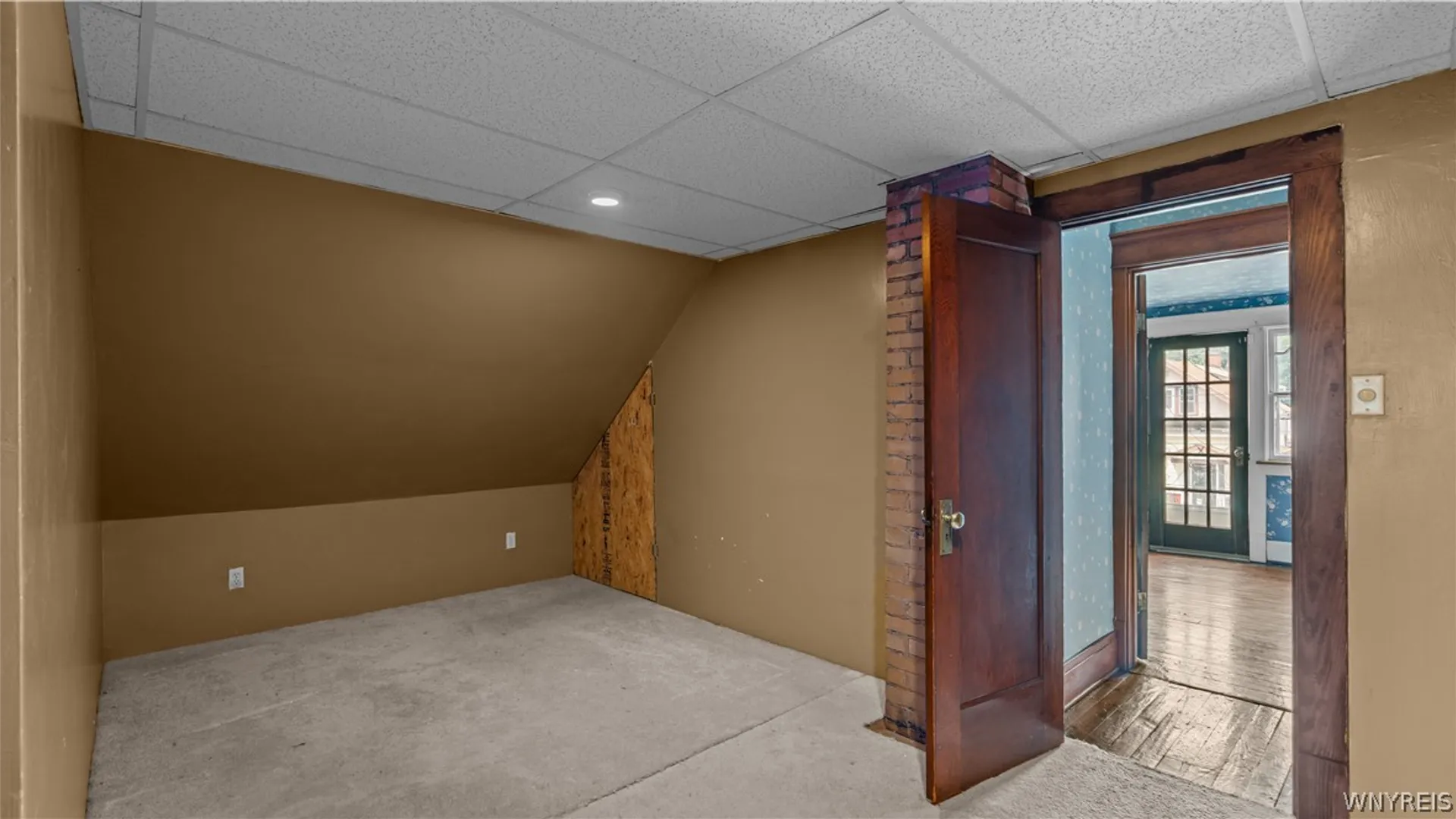 Property at 247 Rounds Avenue, Buffalo, NY 14215 23